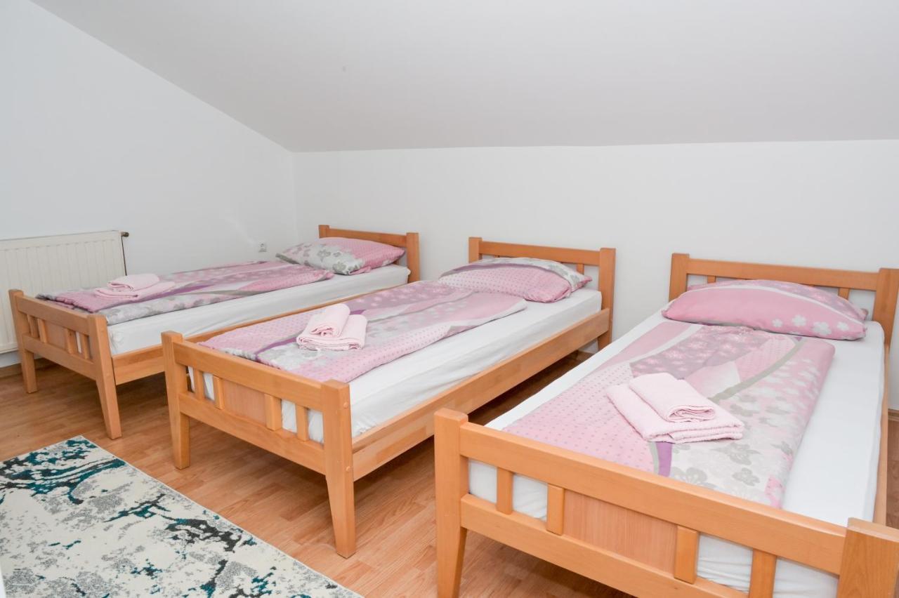 Apartments Dora Jajce Luaran gambar