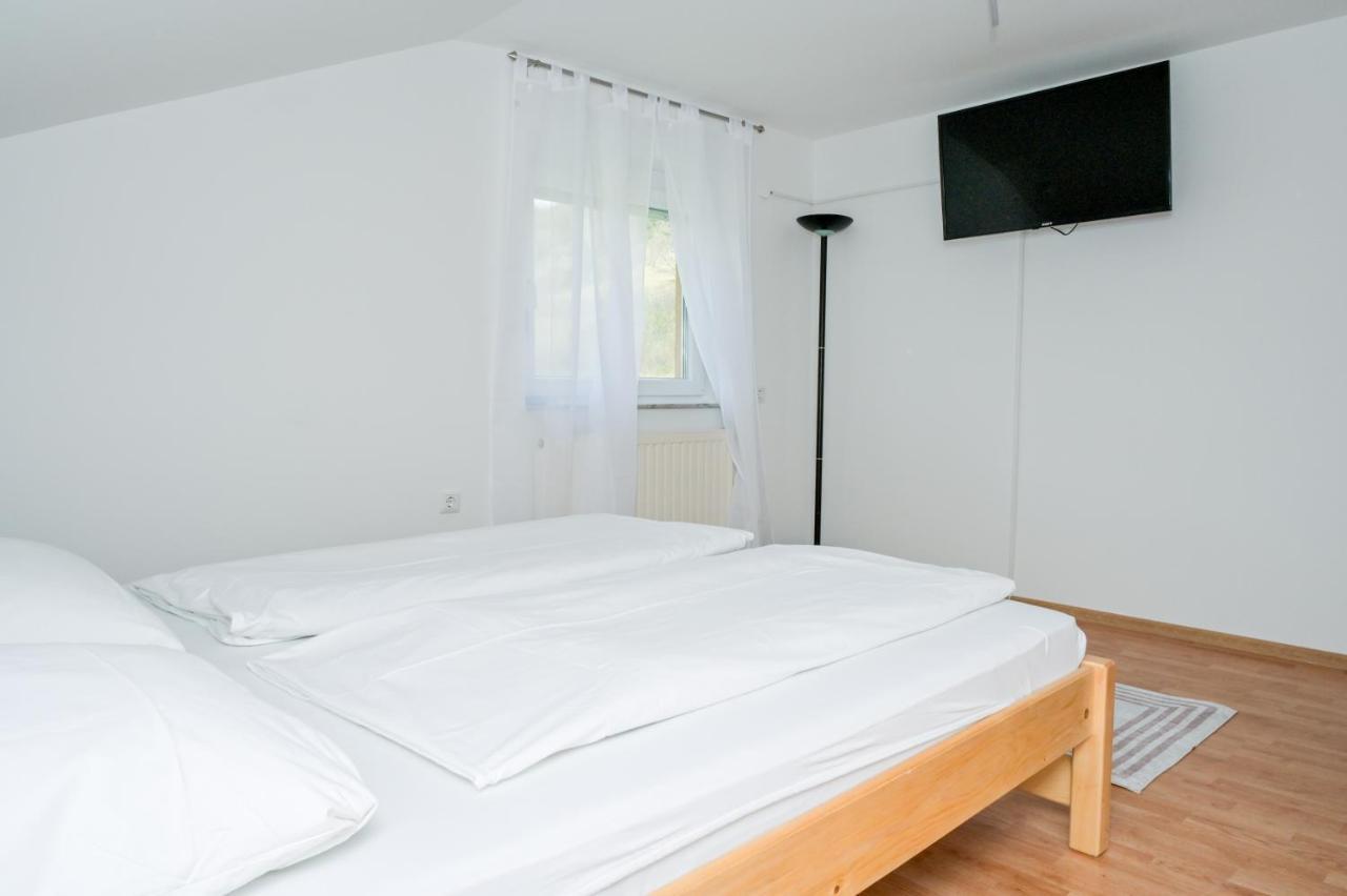 Apartments Dora Jajce Luaran gambar